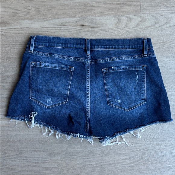 Frame Le Cutoff Denim Shorts Azure size 31 - Picture 3 of 5